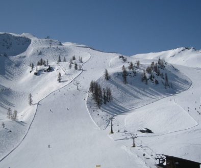 ski slope winter sports mountains 466225